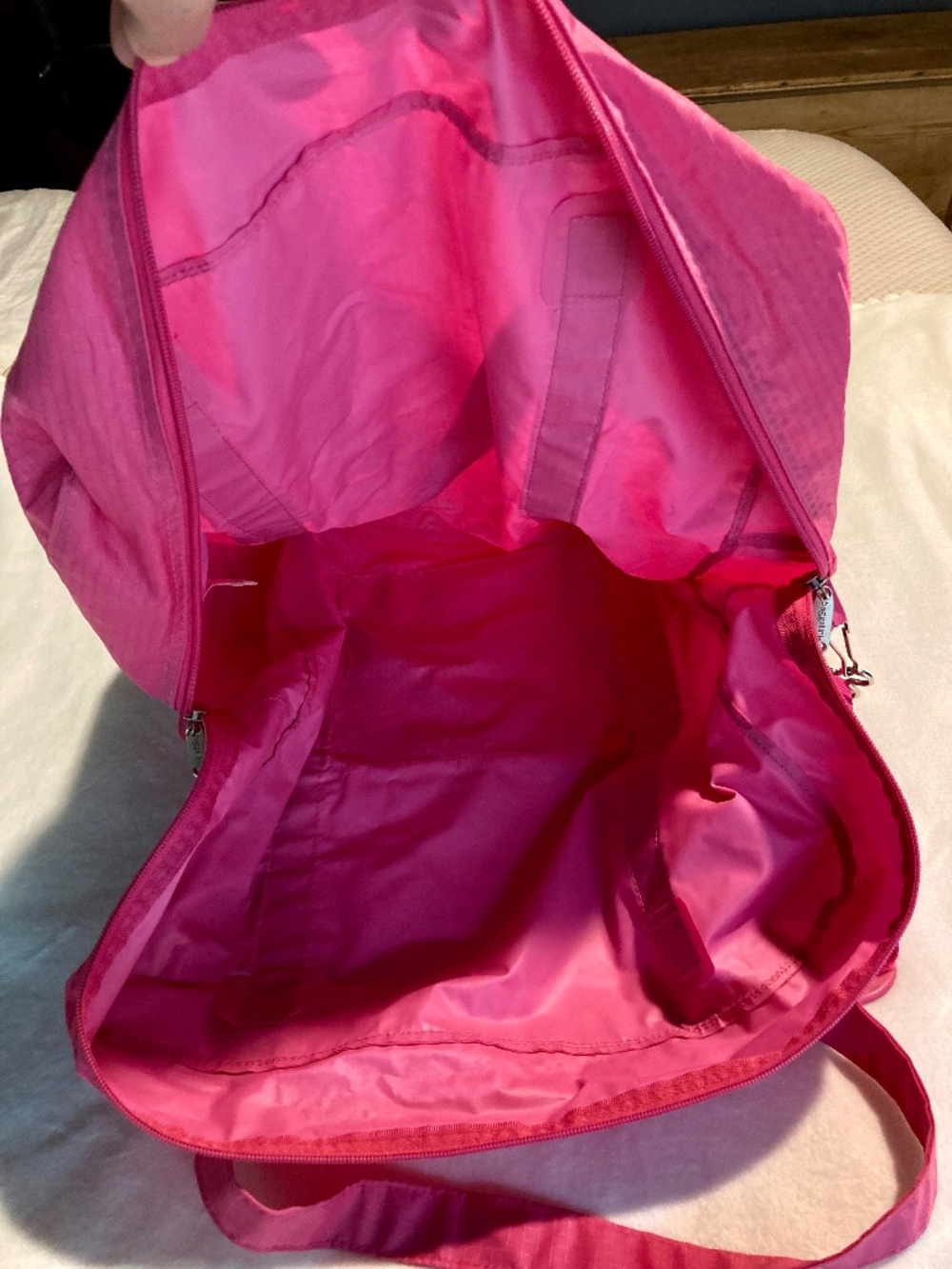 Baggallini Luggage Zipout Shopping Bag - Picture 11 of 16